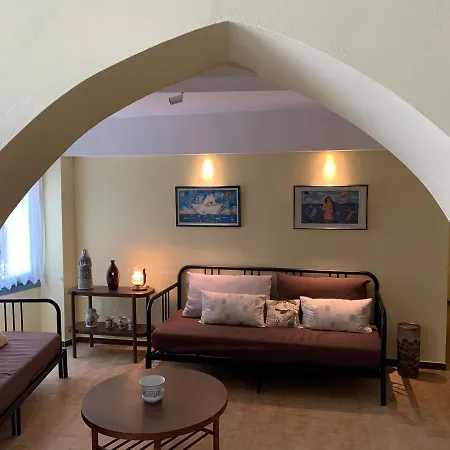 Dom wakacyjny Captain's House Plaka Milos *