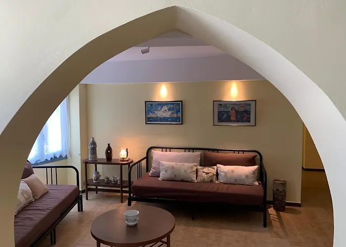 Semesterbostad Captain's House Plaka Milos *